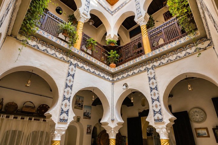 Algiers Casbah and Museums Complete Guided Tour