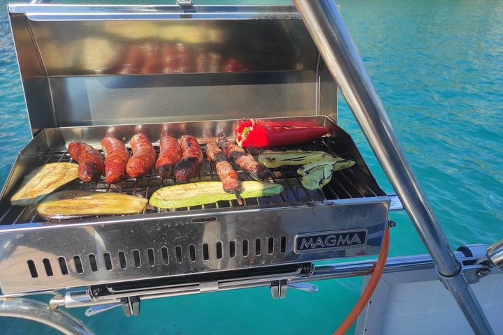 All Inclusive Daily Sailing with BBQ on Board