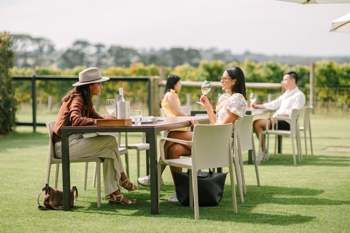 Mornington Peninsula Small Group Lunch and Wine Tasting Quealy