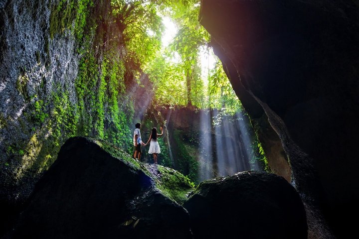 Private 3 Day Bali Tour with Temples Waterfalls and Rice Terraces