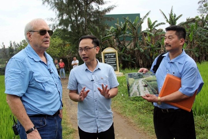 WAR TOUR to MY LAI MASSACRE & KY ANH TUNNELS & GOLDEN PAGODA