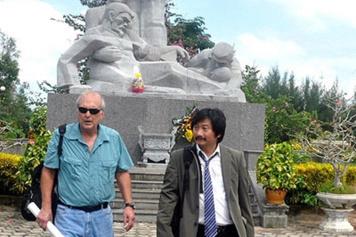 WAR TOUR to MY LAI MASSACRE & KY ANH TUNNELS & GOLDEN PAGODA