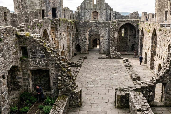 Private Custom Llandudno Castles and Portmeirion Tour