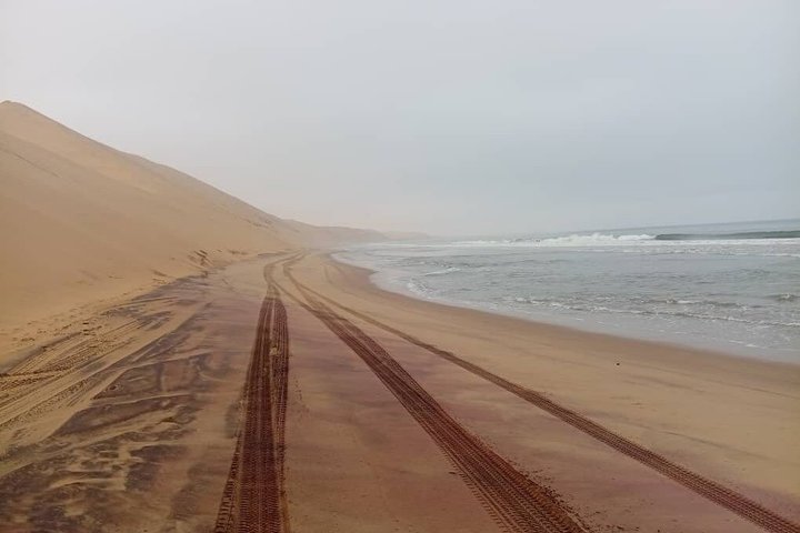 Sandwich Harbour 4x4 Guided Excursion
