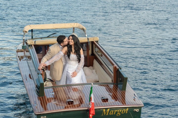 Lake Como Private Wooden Boat Tour & Italian Glamour