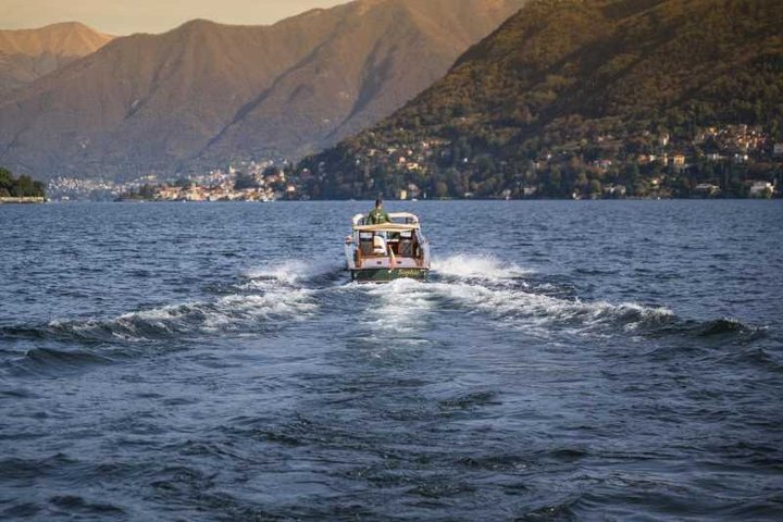Lake Como Private Wooden Boat Tour & Italian Glamour