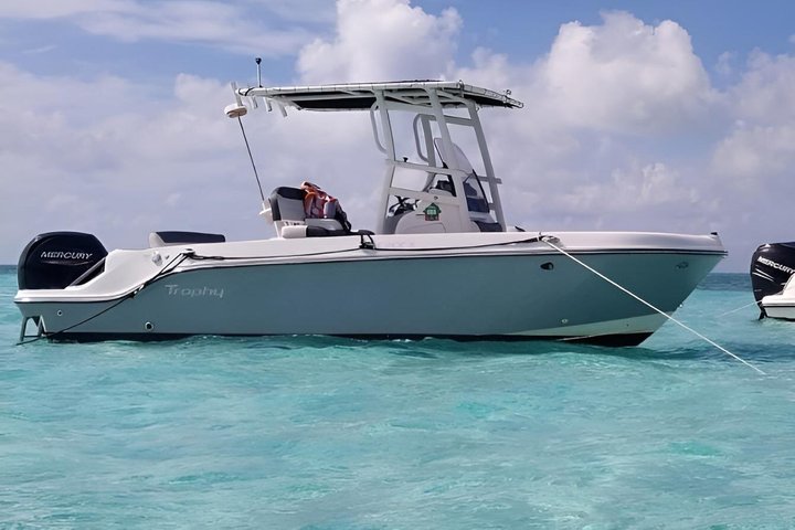 Grand Cayman Private Boat Charter - Stingrays, Snorkel and More!