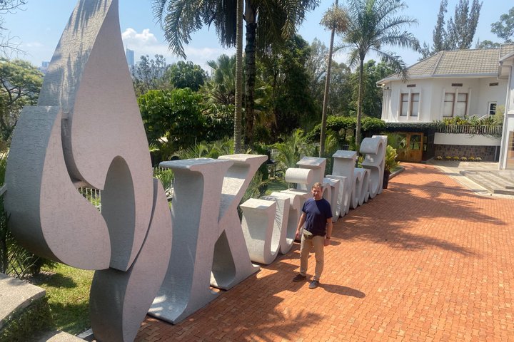 Kigali City Tour: History, Art and Local Highlights.