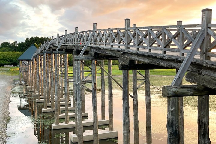 Thousand Red Gates and The Longest Wooden Bridge from Aomori Port