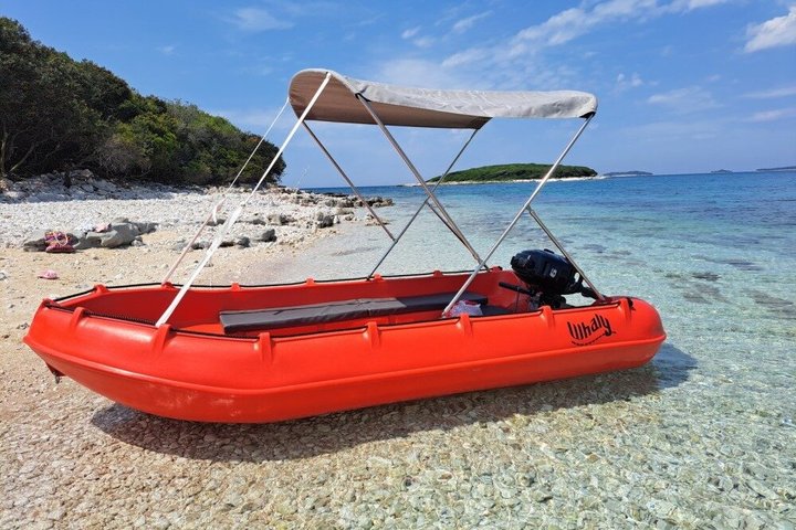 Boiling snorkeling boat rental in deshaies Guadeloupe
