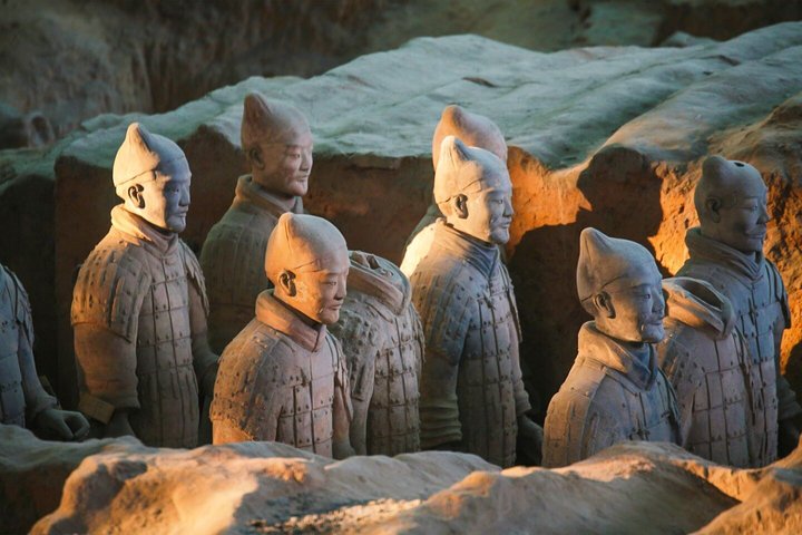 Mini Group Xian Day Tour to Terracotta Army, City Wall, Pagoda and Muslim Bazaar