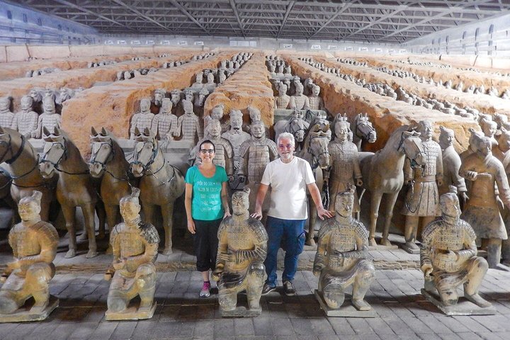 Mini Group Xian Day Tour to Terracotta Army, City Wall, Pagoda and Muslim Bazaar