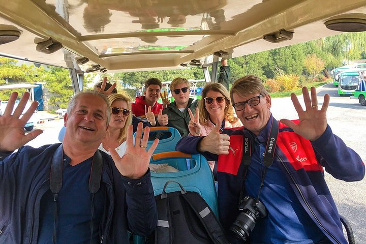 Mini Group Xian Day Tour to Terracotta Army, City Wall, Pagoda and Muslim Bazaar