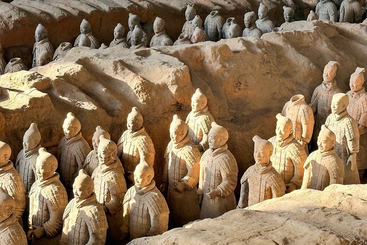 Mini Group Xian Day Tour to Terracotta Army, City Wall, Pagoda and Muslim Bazaar