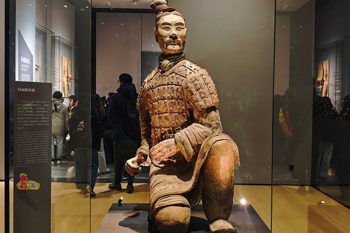 Mini Group Xian Day Tour to Terracotta Army, City Wall, Pagoda and Muslim Bazaar