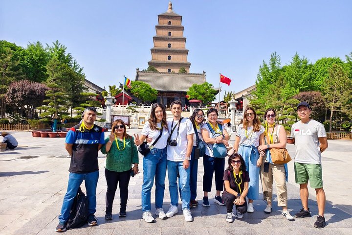 Mini Group Xian Day Tour to Terracotta Army, City Wall, Pagoda and Muslim Bazaar