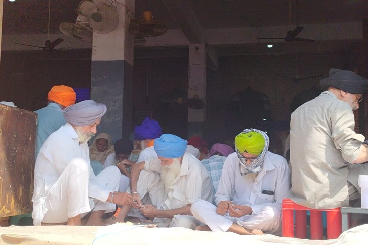 Private Amritsar Tour: Golden Temple, Jallianwala & Wagah Border