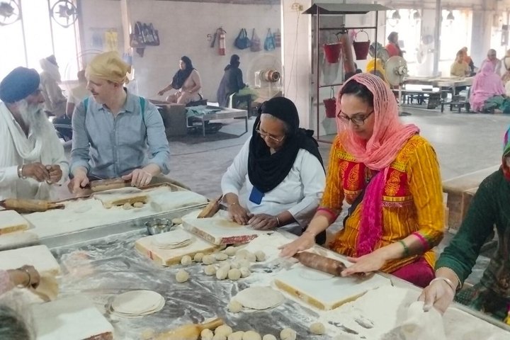 Private Amritsar Tour: Golden Temple, Jallianwala & Wagah Border