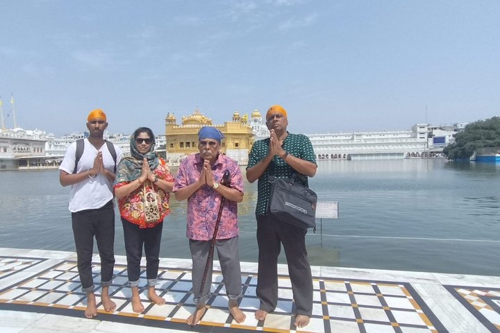 Private Amritsar Tour: Golden Temple, Jallianwala & Wagah Border