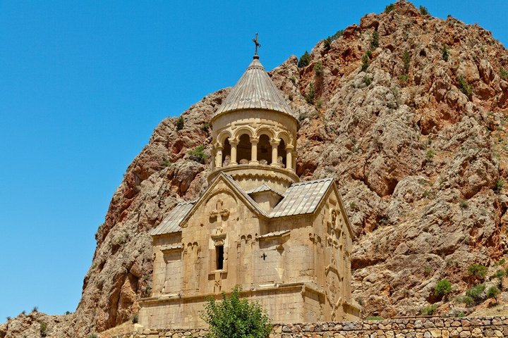 Group Tour: Khor Virap, Noravank, Tatev monasteries (wayback on Ropeway)