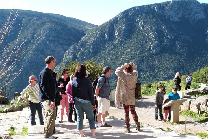 Delphi Site & Museum Private Tour with Licensed Guide & Tickets