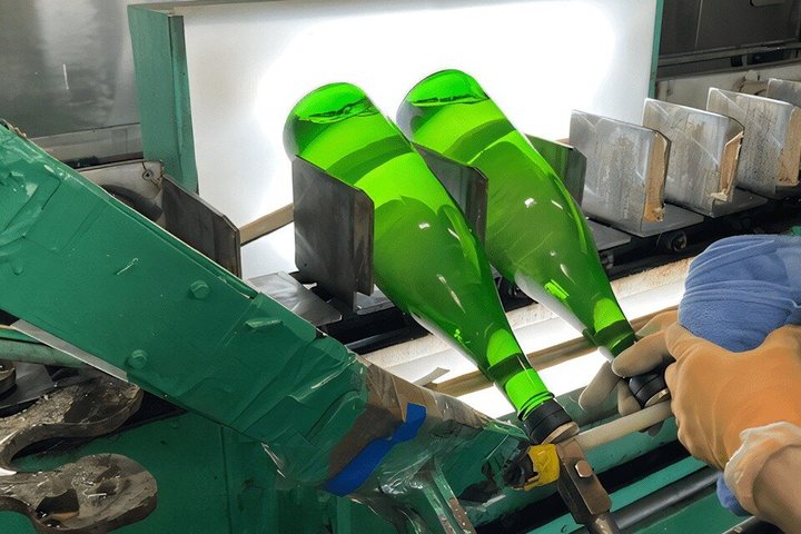 Fujinomiya: Fuji Takasago Sake Brewery Tour & Tasting