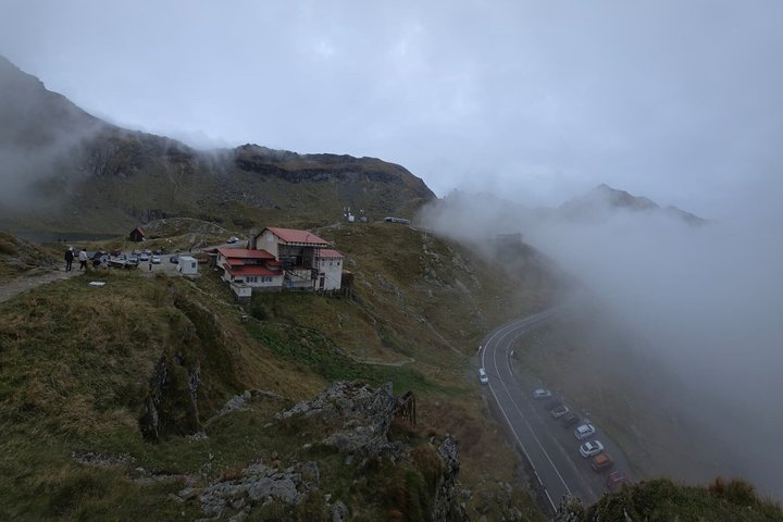 Private Day Tour from Bucharest: Dracula Fortress &Transfagarasan