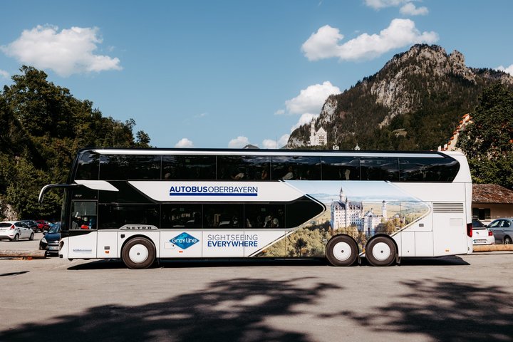 Neuschwanstein Castle and Linderhof Day Tour from Munich