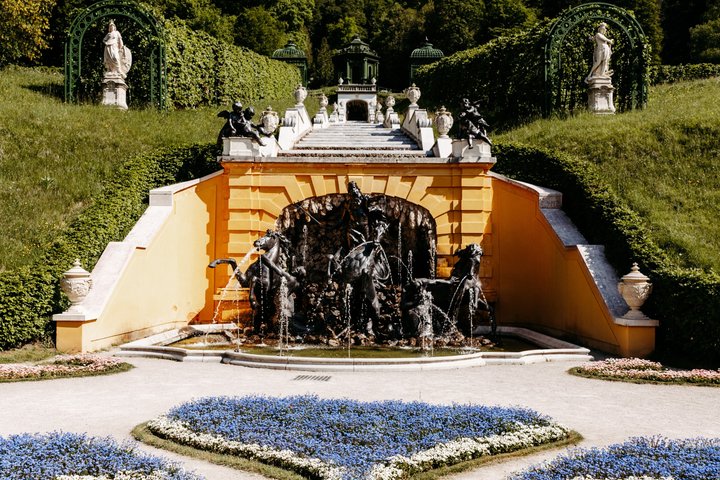 Neuschwanstein Castle and Linderhof Day Tour from Munich
