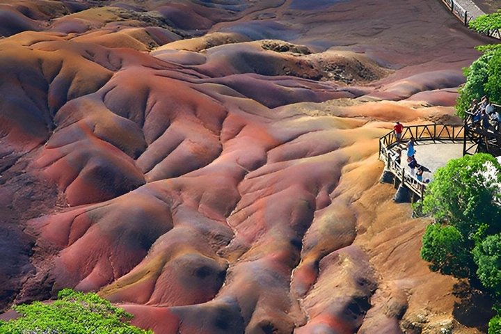 Seven Coloured Earth and South Coast Wonders Tour