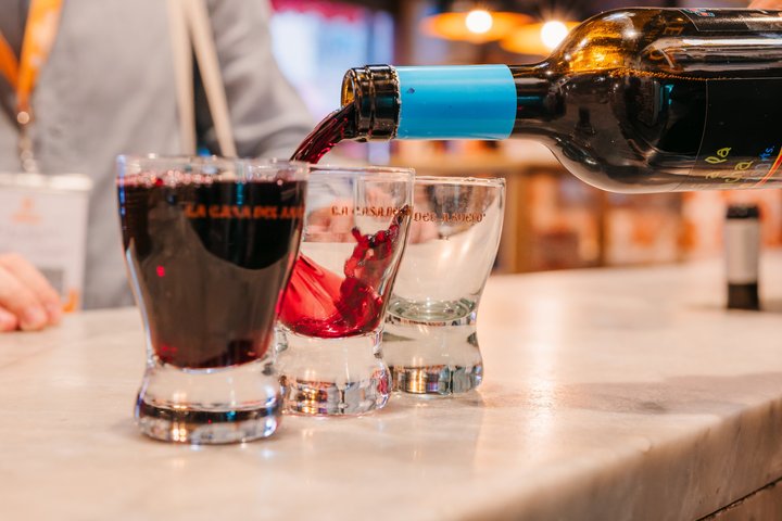 Cadiz Food Tour: Tapas, Drinks and Delights with a Local