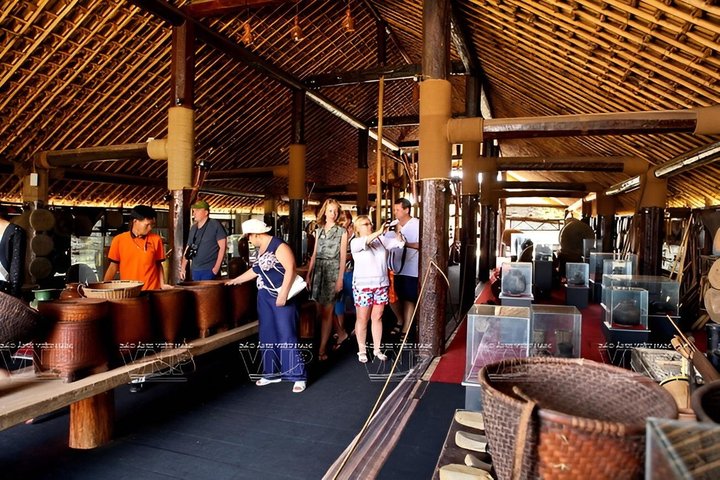 Dray Nur Waterfall & Coffee Village Day Tour from Buon Ma Thuot