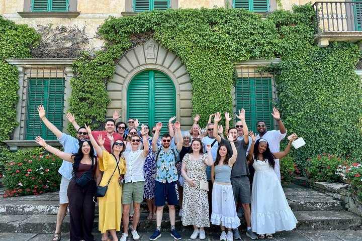Small-Group Wine Tasting Experience in the Tuscan Countryside