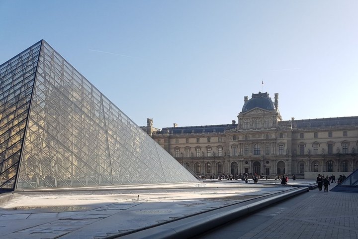 Le Havre Shore Excursion: Private Day Trip to Paris