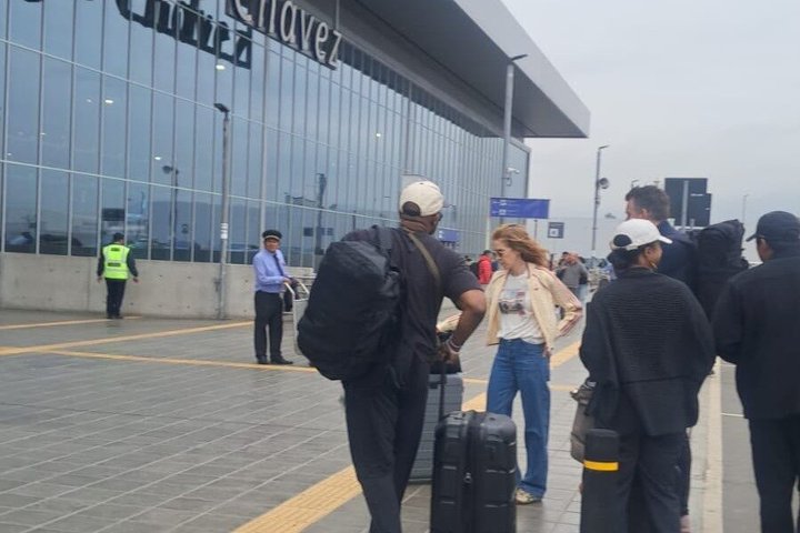 Premium Private Transfer Lima Airport (LIM) Meet & Greet 24/7