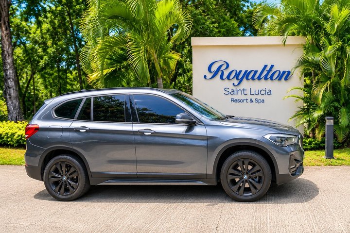 St Lucia: Hewannora (UVF) Private Airport Transfer