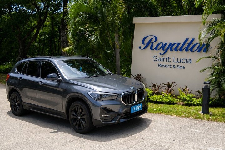 St Lucia: Hewannora (UVF) Private Airport Transfer