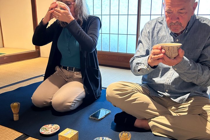 Kanazawa Machiya: Private Tea Ceremony with a Local Tea Master
