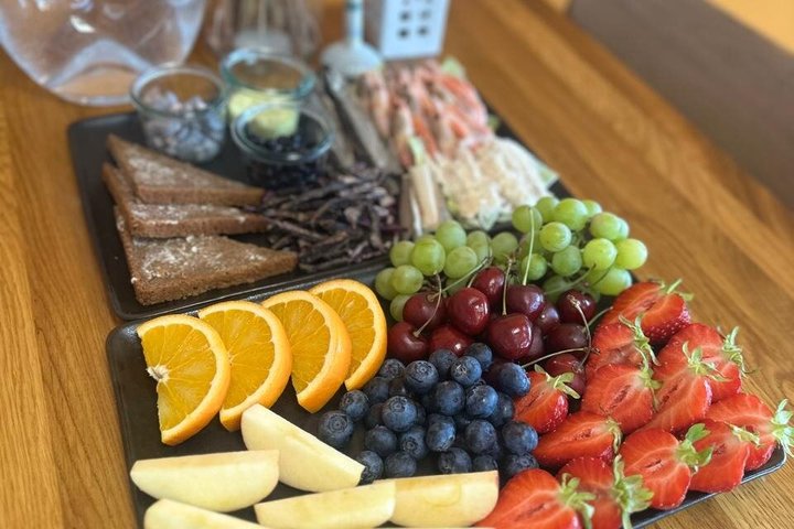 Nuuk Walking Tour with Guided Museum Visit & Greenlandic Tasting