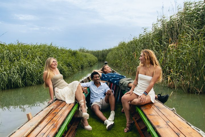 Albufera Natural Park Tour from Valencia: Boat Ride & Local Guide