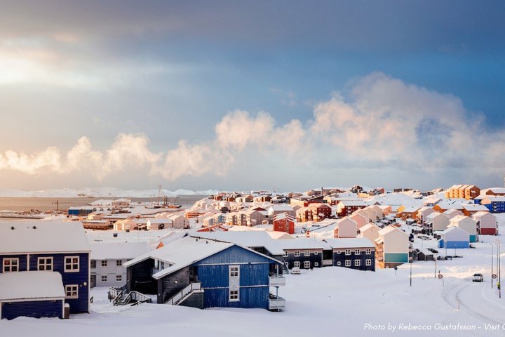 Nuuk City Highlights by Car with Greenlandic Tasting
