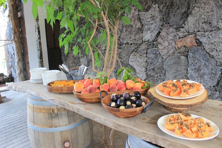 A day on the island of Fogo to discover the volcano