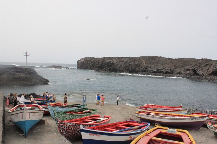 Nature and relaxation at the natural pool of Salinas