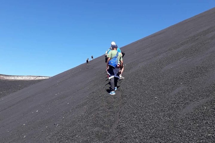 Hiking to Petit Pico and the Crater of 2014