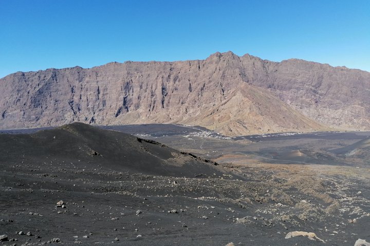Ascent of Pico do Fogo, Fogo Volcano