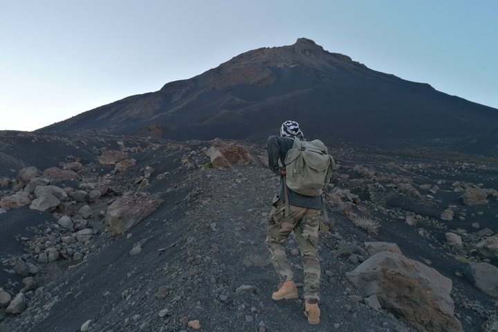 Ascent of Pico do Fogo, Fogo Volcano