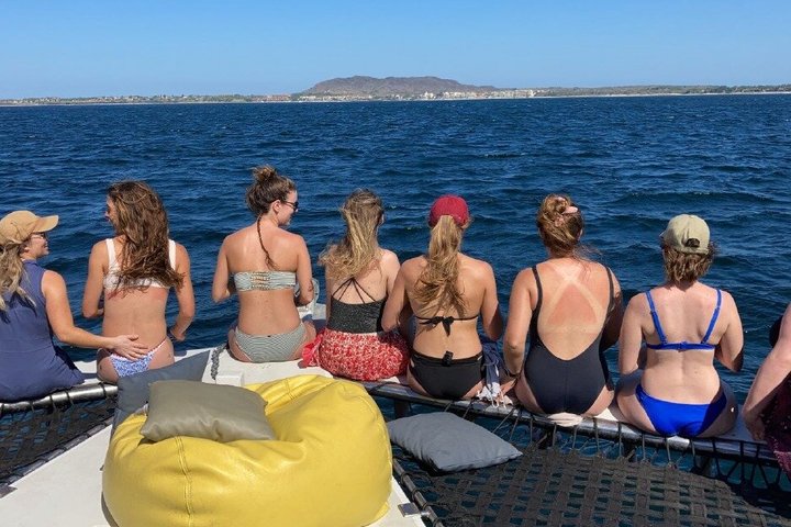 Private Sunset Boat Cruise in Banderas Bay Snacks and Drinks