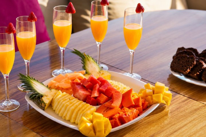 Private Sunset Boat Cruise in Banderas Bay Snacks and Drinks