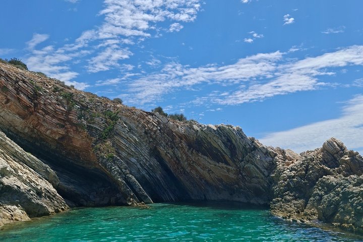 Sarandë: Small-Group Boat Tour with Surprise Extra Stop