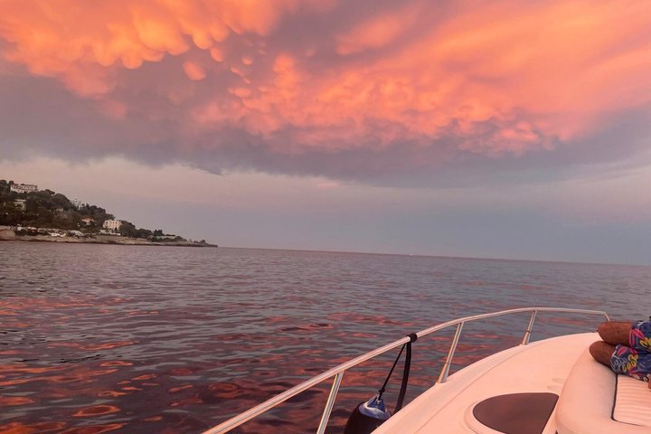Private boat rental between Nice and Monaco